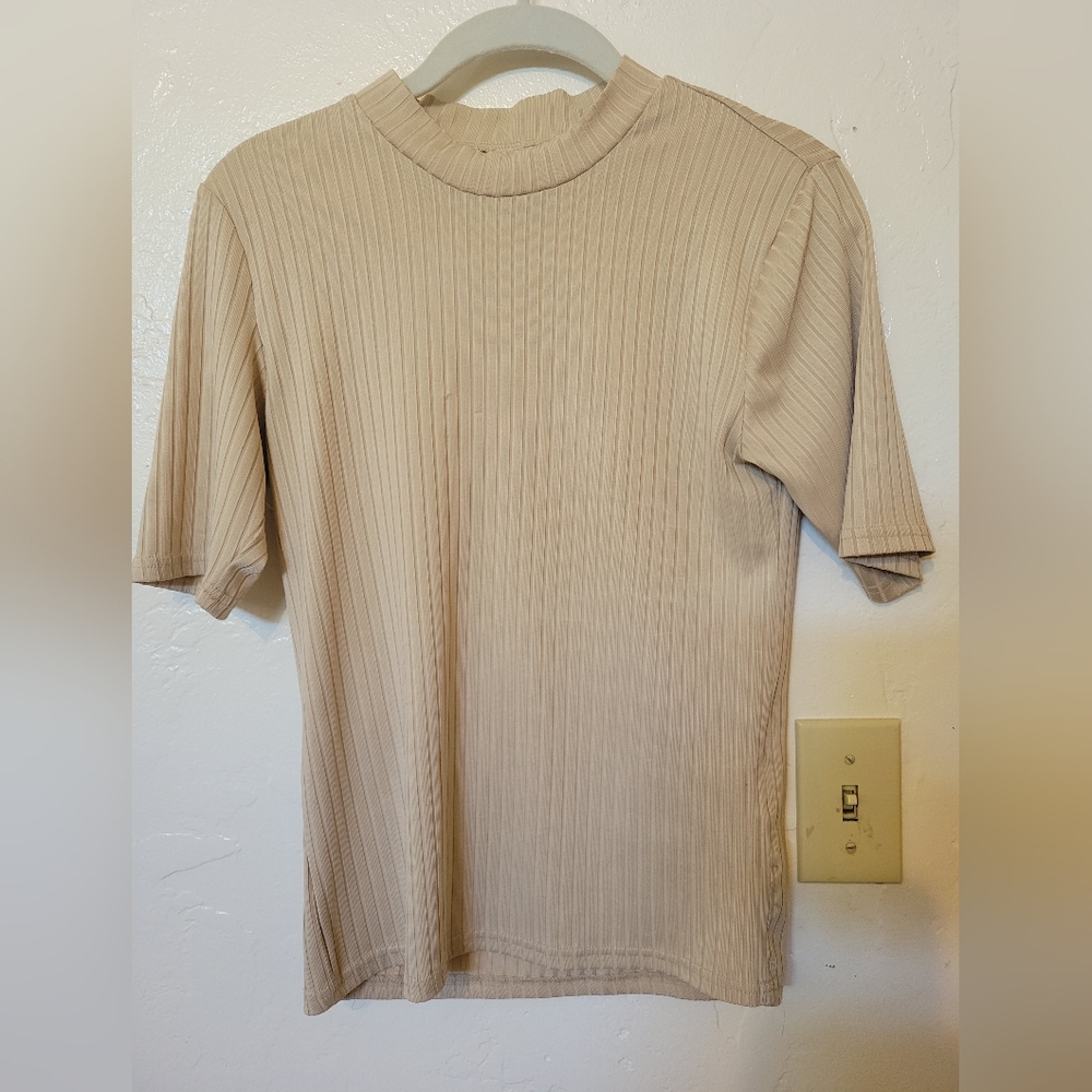 Y.A.S Ribbed Mock Neck Top NWT
